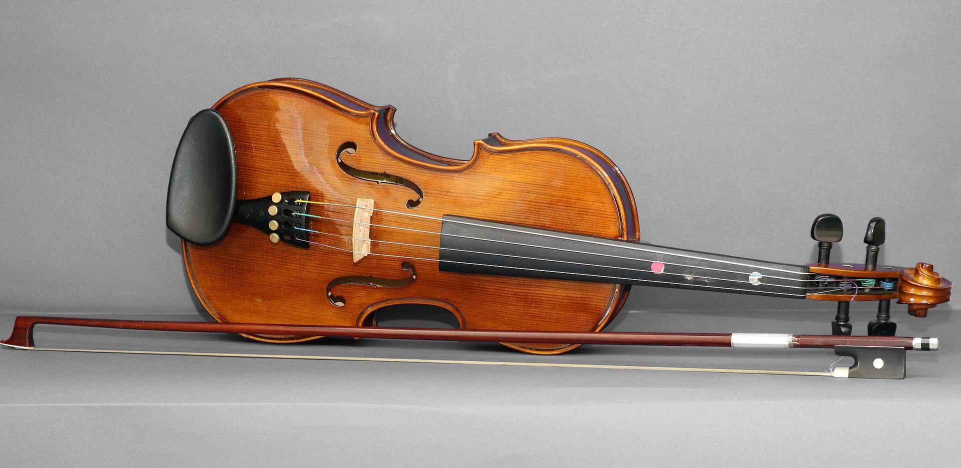 violin-g083805d0b_1920